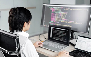 山西 api php源码,下载的php源码怎么运行呢？